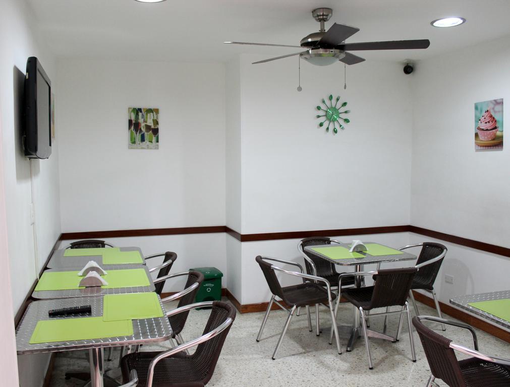 Pasadena Hostel Cali Zewnętrze zdjęcie