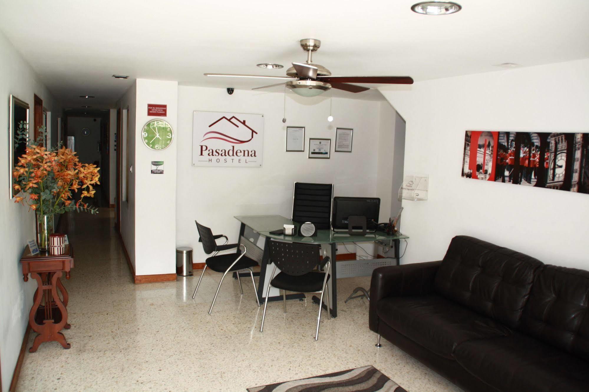 Pasadena Hostel Cali Zewnętrze zdjęcie