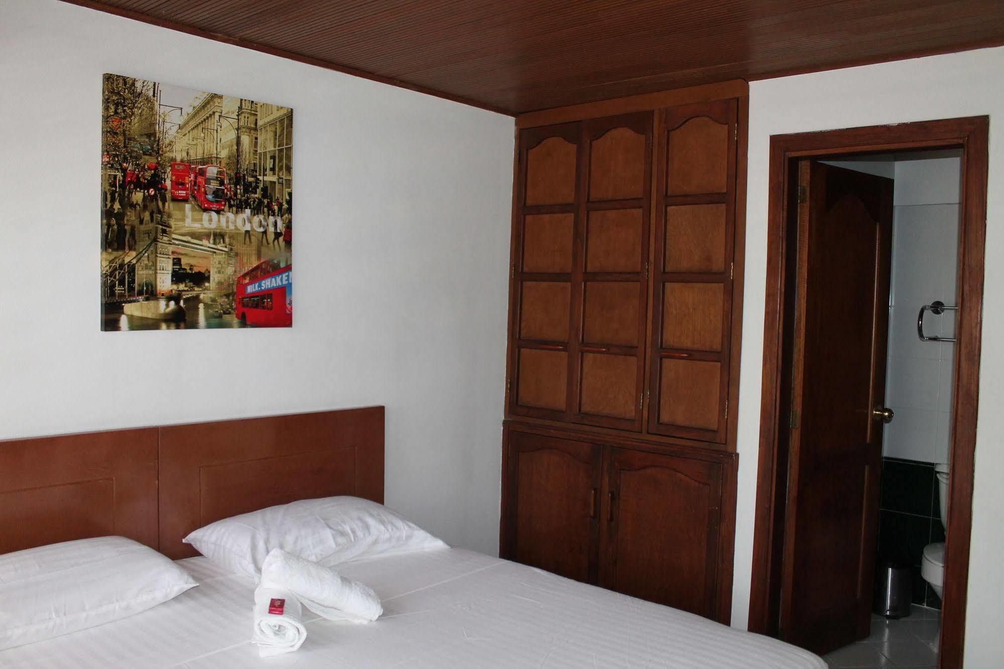 Pasadena Hostel Cali Zewnętrze zdjęcie