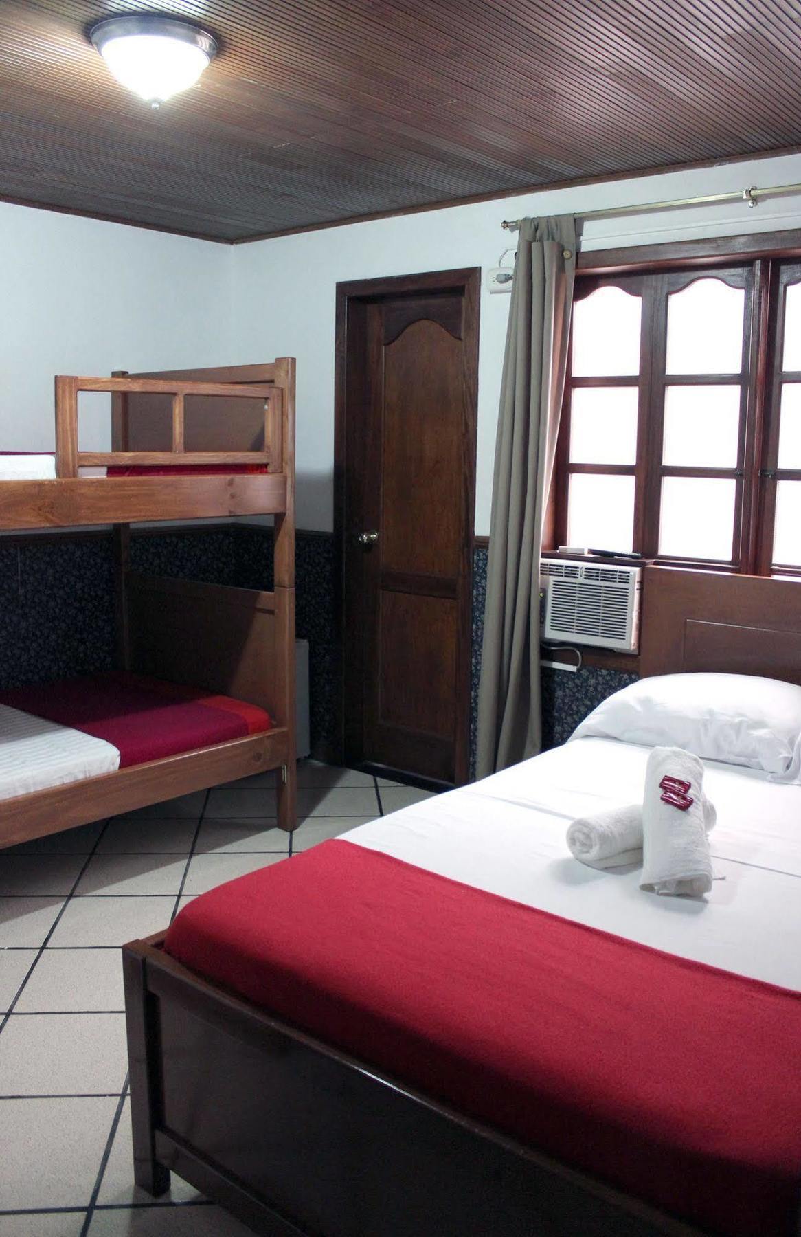 Pasadena Hostel Cali Zewnętrze zdjęcie